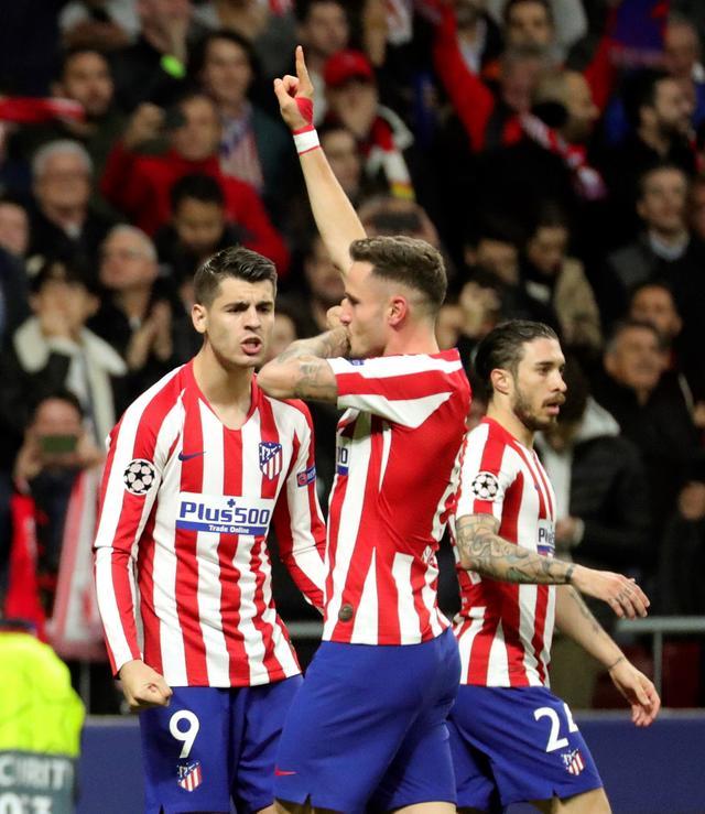 九游网页版 登录-马靴士兵中弹倒地